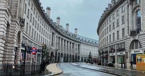 AirAsia/AirAsiaX/Indonesia AirAsia O/W to London, UK from Perth $405, Sydney $432, Melbourne $432, Adelaide $571 via KUL @ BTF