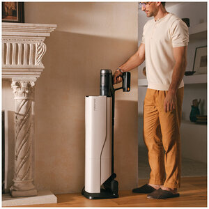 Roborock H60 Hub Ultra Auto-Empty Vacuum $349.99 Delivered@Costco